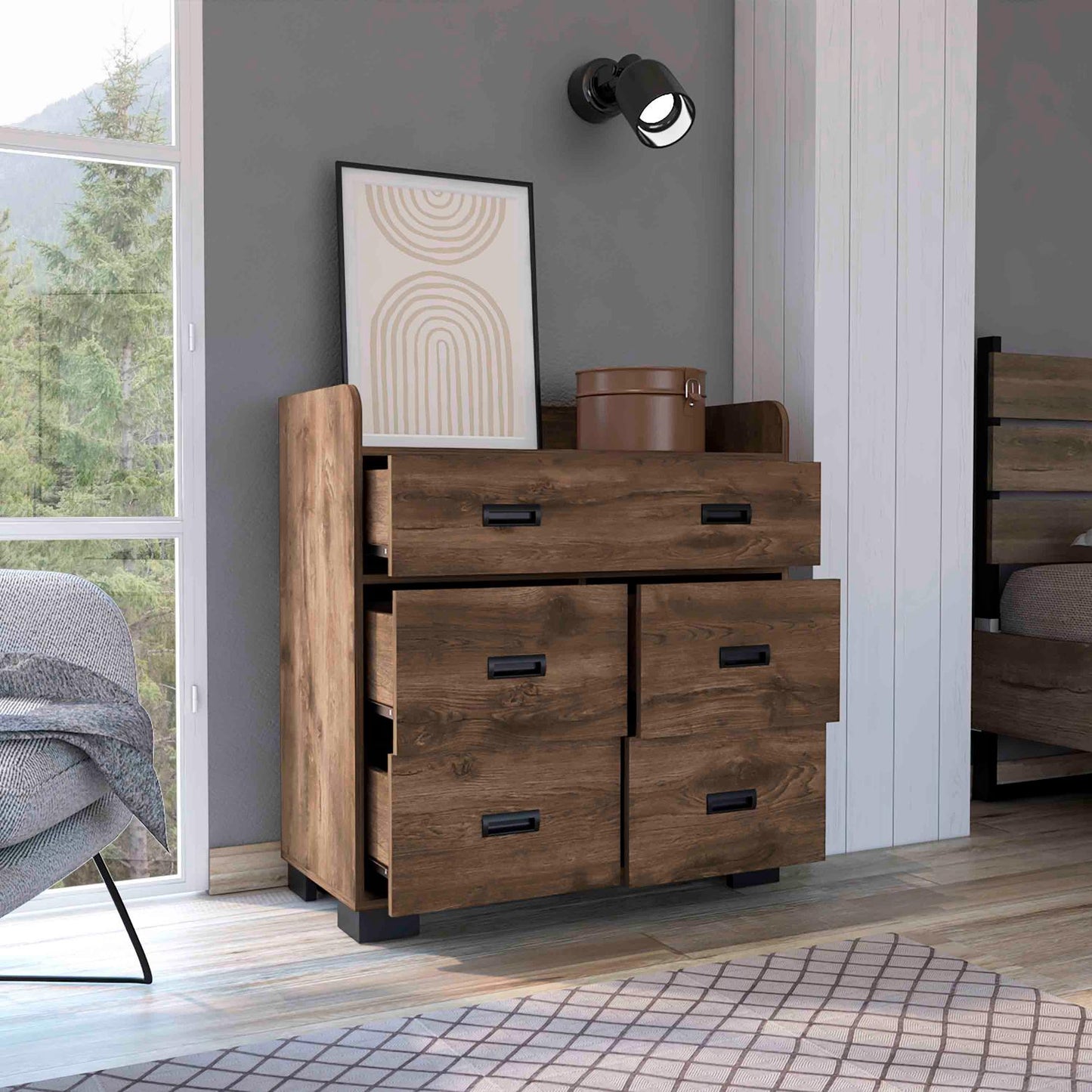 Alyn Dresser, Four Drawers, One Double Drawer, Superior Top